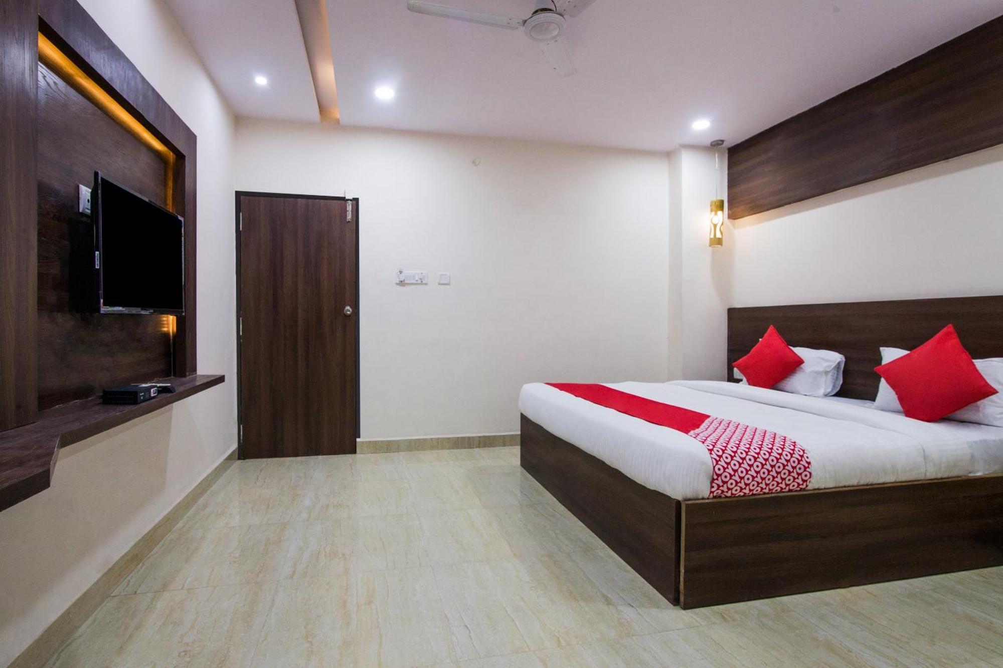 Super Hotel O Holiday Rani Gunj Opp Punjab National Bank Secunderabad Bagian luar foto