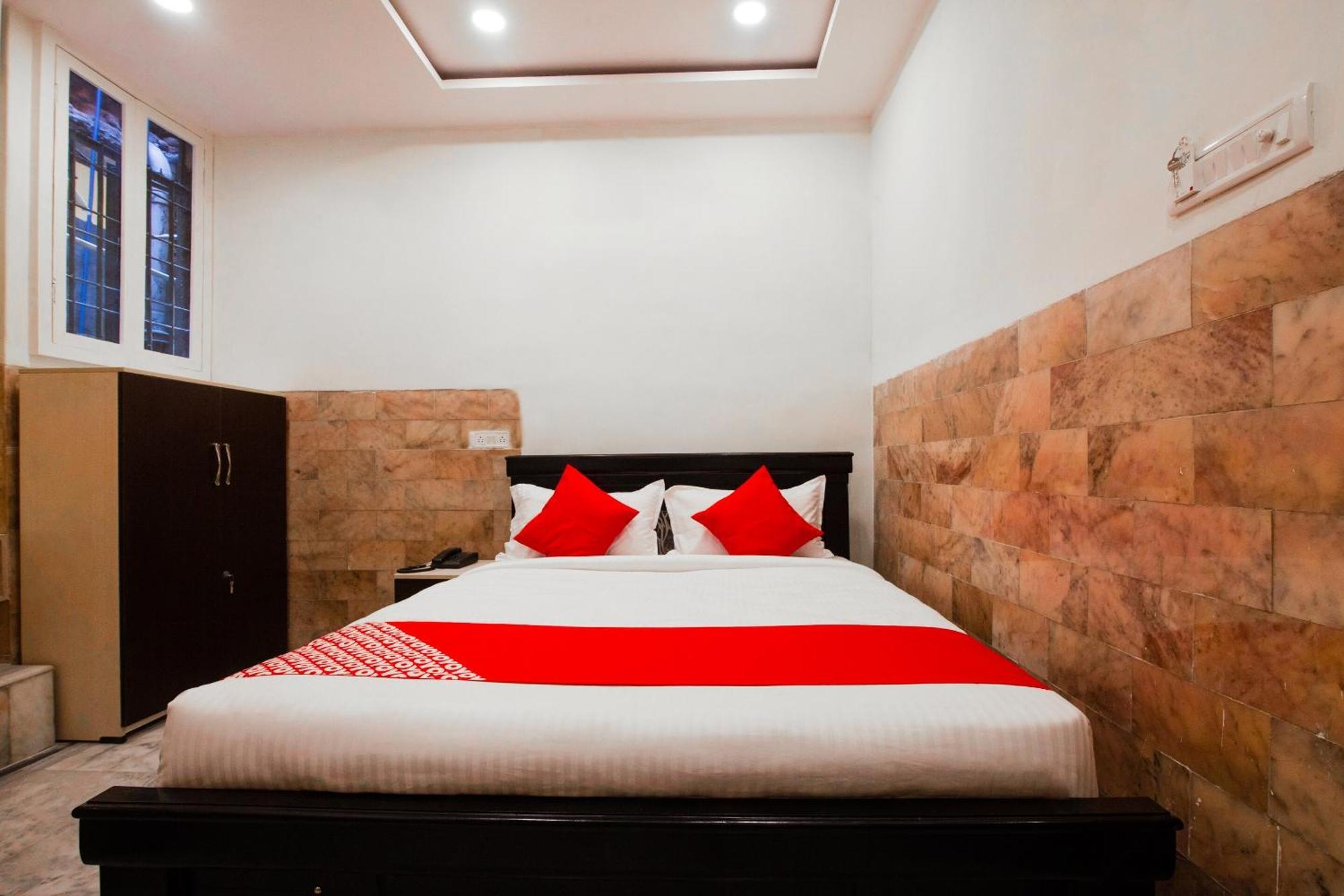 Super Hotel O Holiday Rani Gunj Opp Punjab National Bank Secunderabad Bagian luar foto
